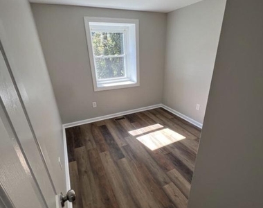 5748 Yellowrose Court - Photo Thumbnail 10