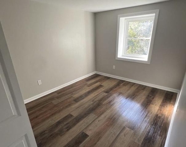 5748 Yellowrose Court - Photo Thumbnail 11