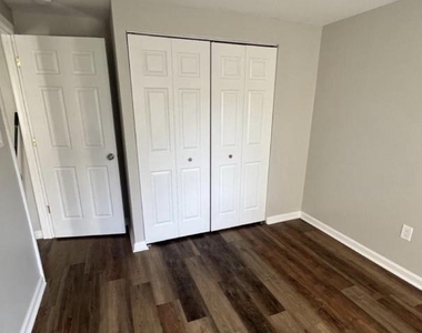 5748 Yellowrose Court - Photo Thumbnail 13