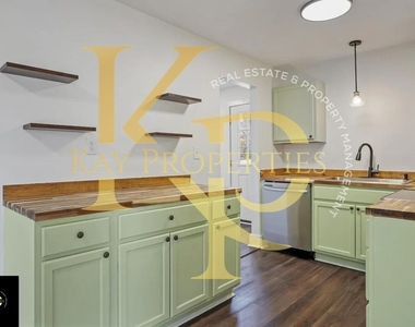 1207 Jackson Street - Photo Thumbnail 15