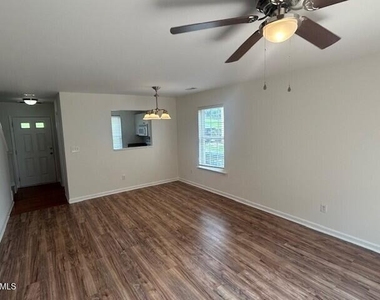 217 Payton Drive - Photo Thumbnail 5