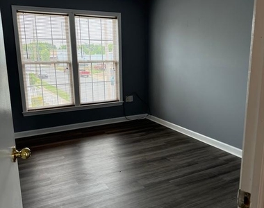 701 Green Street - Photo Thumbnail 23