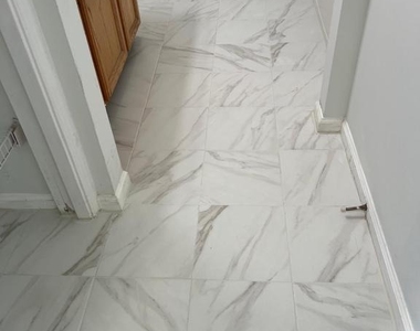 6632 Granville Court - Photo Thumbnail 11
