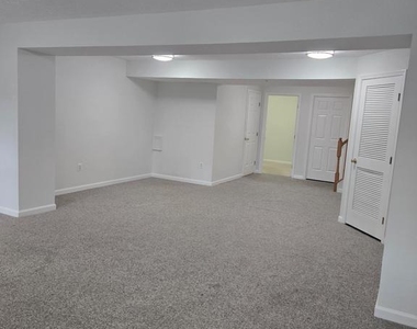 6632 Granville Court - Photo Thumbnail 36