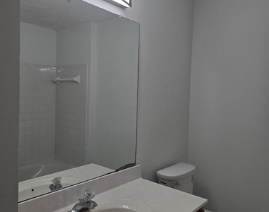 6632 Granville Court - Photo Thumbnail 5