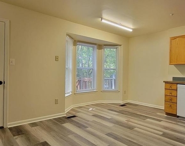 601 Primus Court - Photo Thumbnail 8