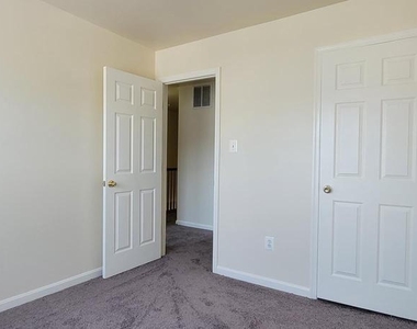 601 Primus Court - Photo Thumbnail 20