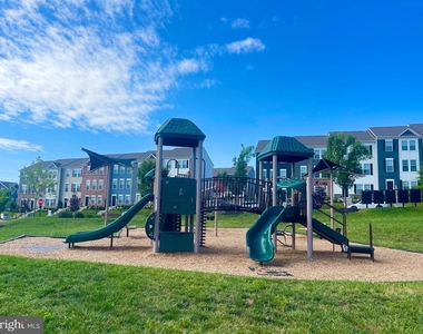 1221 Apollo Drive - Photo Thumbnail 16