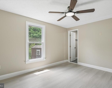 1315 Danberry Drive - Photo Thumbnail 9