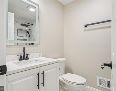 1315 Danberry Drive - Photo Thumbnail 16