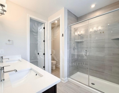 829 Amley Place - Photo Thumbnail 33
