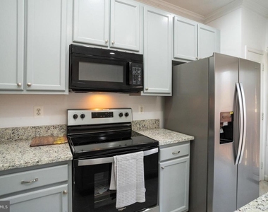 9962 Morristown Place - Photo Thumbnail 2