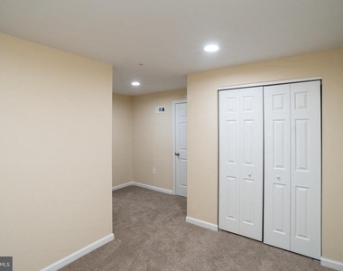 9962 Morristown Place - Photo Thumbnail 9