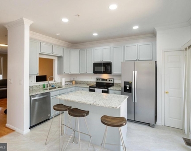 9962 Morristown Place - Photo Thumbnail 1
