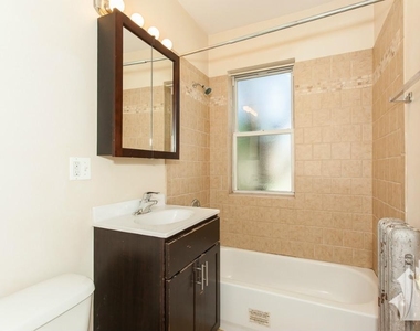 1929-31 W Winona St - Photo Thumbnail 9