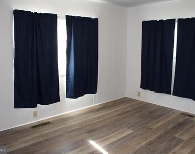 3730 Hunting Creek Road - Photo Thumbnail 16