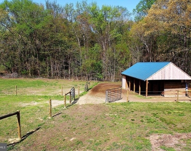 3730 Hunting Creek Road - Photo Thumbnail 22