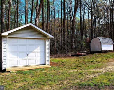 3730 Hunting Creek Road - Photo Thumbnail 7