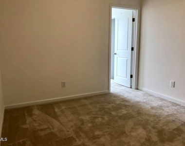 1007 Beyer Place - Photo Thumbnail 15