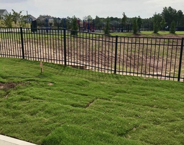 1007 Beyer Place - Photo Thumbnail 11