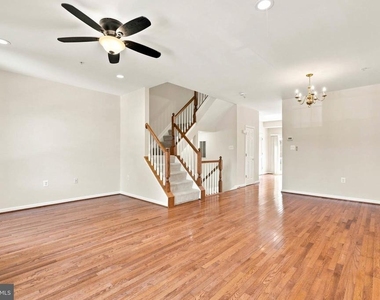 107 Hearth Court - Photo Thumbnail 6