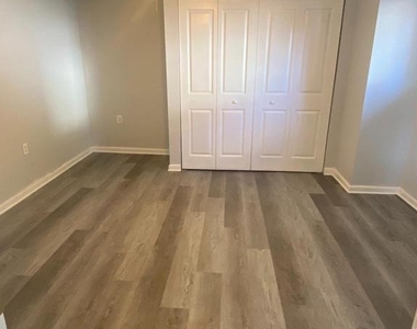 619 Franklin Avenue - Photo Thumbnail 5