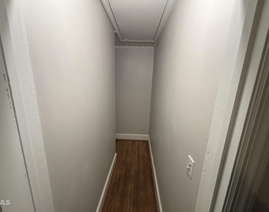 509 Erwin Road - Photo Thumbnail 7