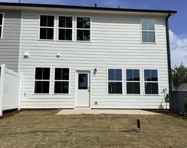 201 Broomside Avenue - Photo Thumbnail 27