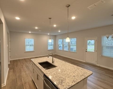 201 Broomside Avenue - Photo Thumbnail 30