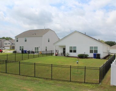 164 Ethel Lane - Photo Thumbnail 8
