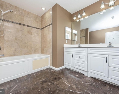 4021 Barrington Road - Photo Thumbnail 30