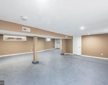4021 Barrington Road - Photo Thumbnail 31