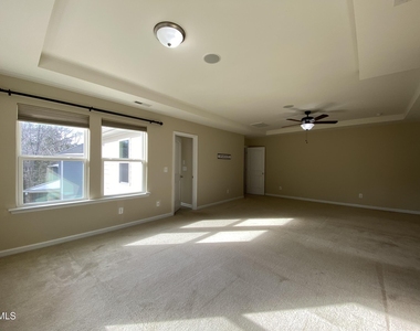 1065 Bender Ridge Drive - Photo Thumbnail 28