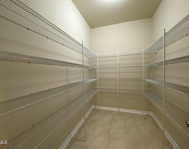 1065 Bender Ridge Drive - Photo Thumbnail 12