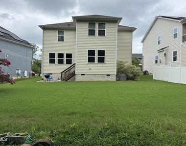 1065 Bender Ridge Drive - Photo Thumbnail 37