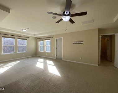 1065 Bender Ridge Drive - Photo Thumbnail 26