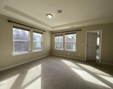 1065 Bender Ridge Drive - Photo Thumbnail 27
