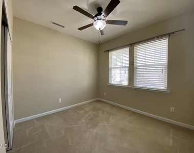 1065 Bender Ridge Drive - Photo Thumbnail 15
