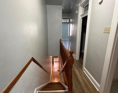 2753 Rayner Avenue - Photo Thumbnail 4
