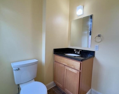 2210 N Charles Street - Photo Thumbnail 8