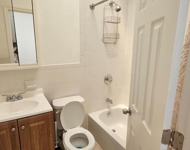 2548 Oswego Avenue - Photo Thumbnail 14