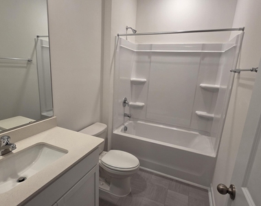 803 Lucky Clover Way - Photo Thumbnail 13