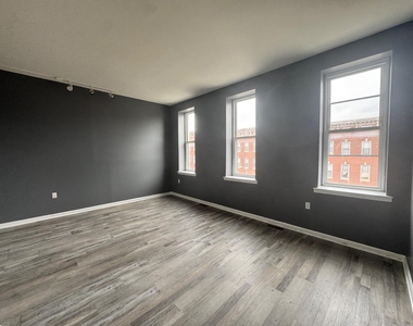 914 N Fulton Avenue - Photo Thumbnail 14