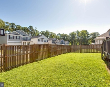 130 Pineview Avenue - Photo Thumbnail 40