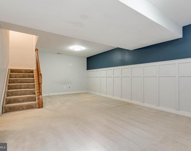 130 Pineview Avenue - Photo Thumbnail 30