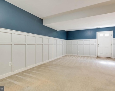130 Pineview Avenue - Photo Thumbnail 33