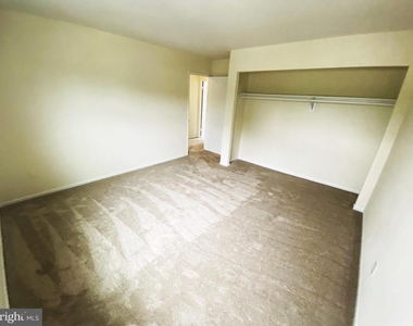 7707 Queens Road - Photo Thumbnail 17