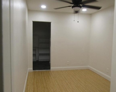 229 Maryland Avenue - Photo Thumbnail 19