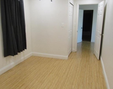 229 Maryland Avenue - Photo Thumbnail 26