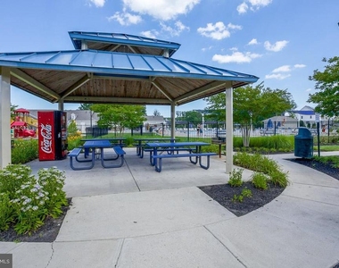 6810 Warfield Street - Photo Thumbnail 50